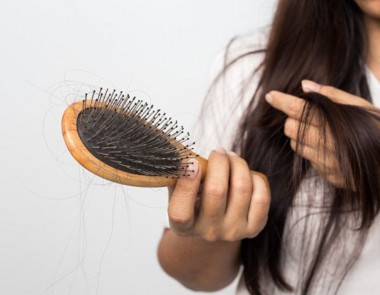 NGUYÊN NHÂN GÂY RỤNG TÓC VÀ CÁCH TRỊ